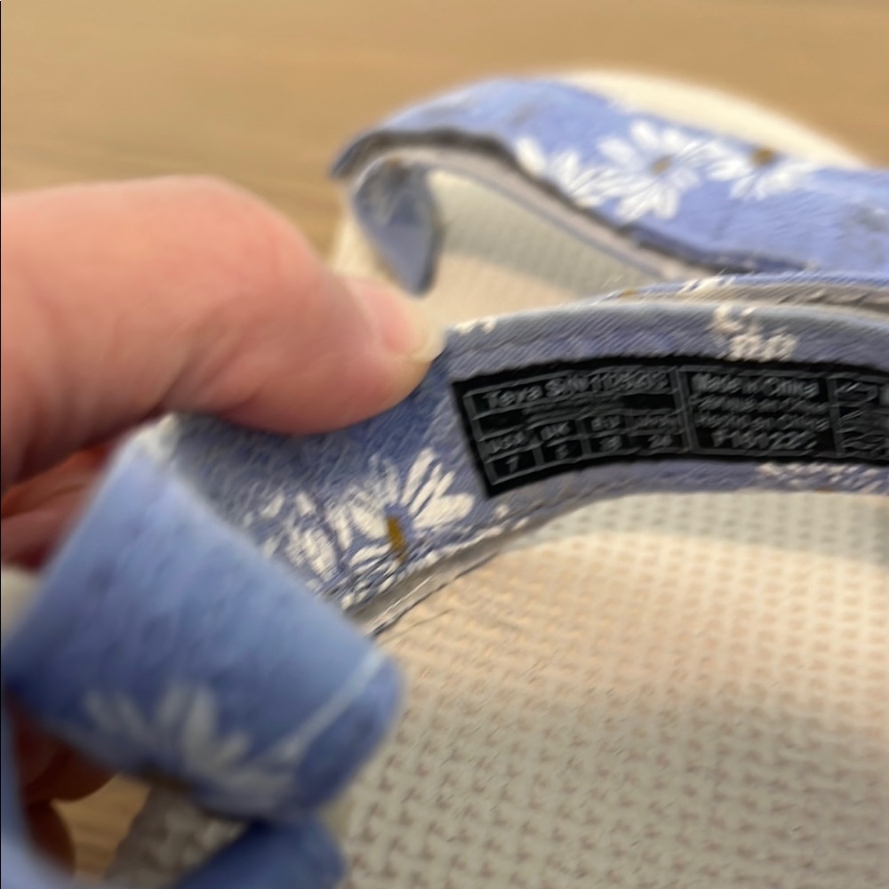 Teva Blue Floral Women's Sandals - Picture 5 of 5